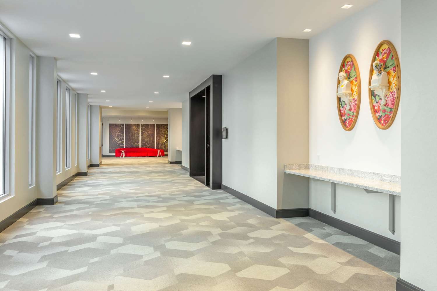 The Summit Hotel Cincinnati Exterior photo